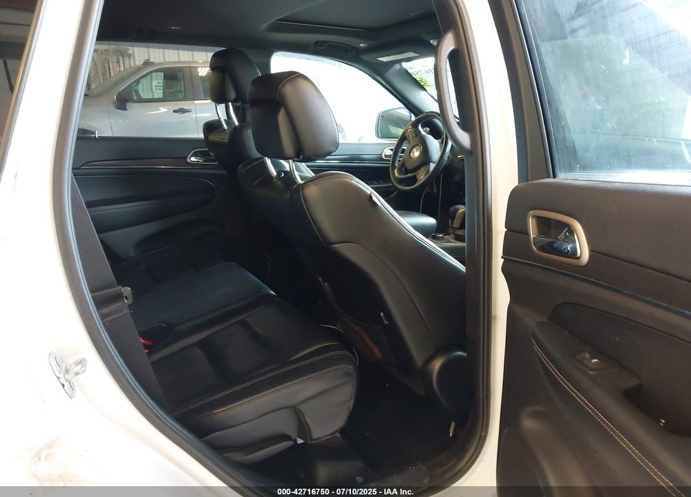 2017 JEEP GRAND CHEROKEE VIN: 1C4RJFBG7HC742634