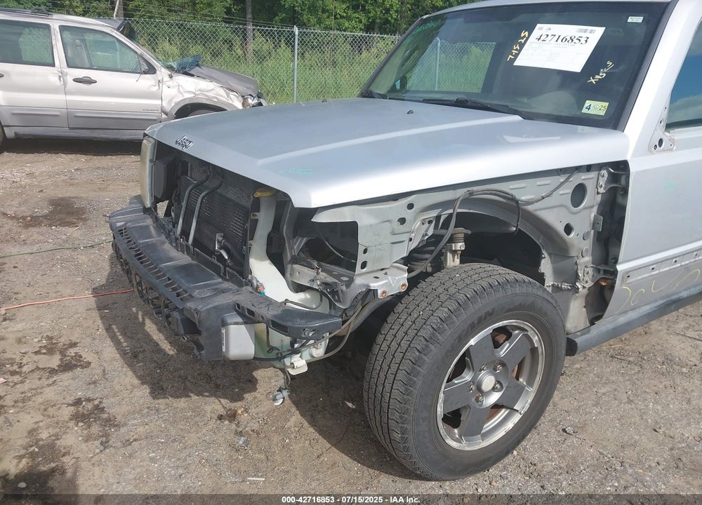 2006 JEEP COMMANDER VIN: 1J8HH48N26C165812