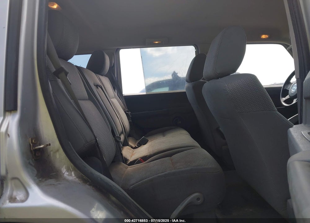 2006 JEEP COMMANDER VIN: 1J8HH48N26C165812