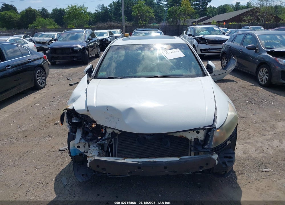 2011 HONDA ACCORD VIN: 1HGCP2F86BA018437
