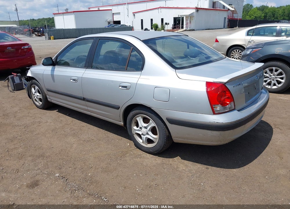 2005 HYUNDAI ELANTRA VIN: KMHDN46D75U006667