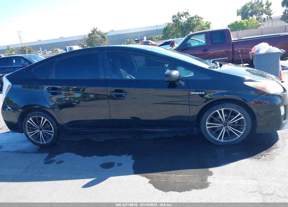 2011 TOYOTA PRIUS VIN: JTDKN3DU8B0319237