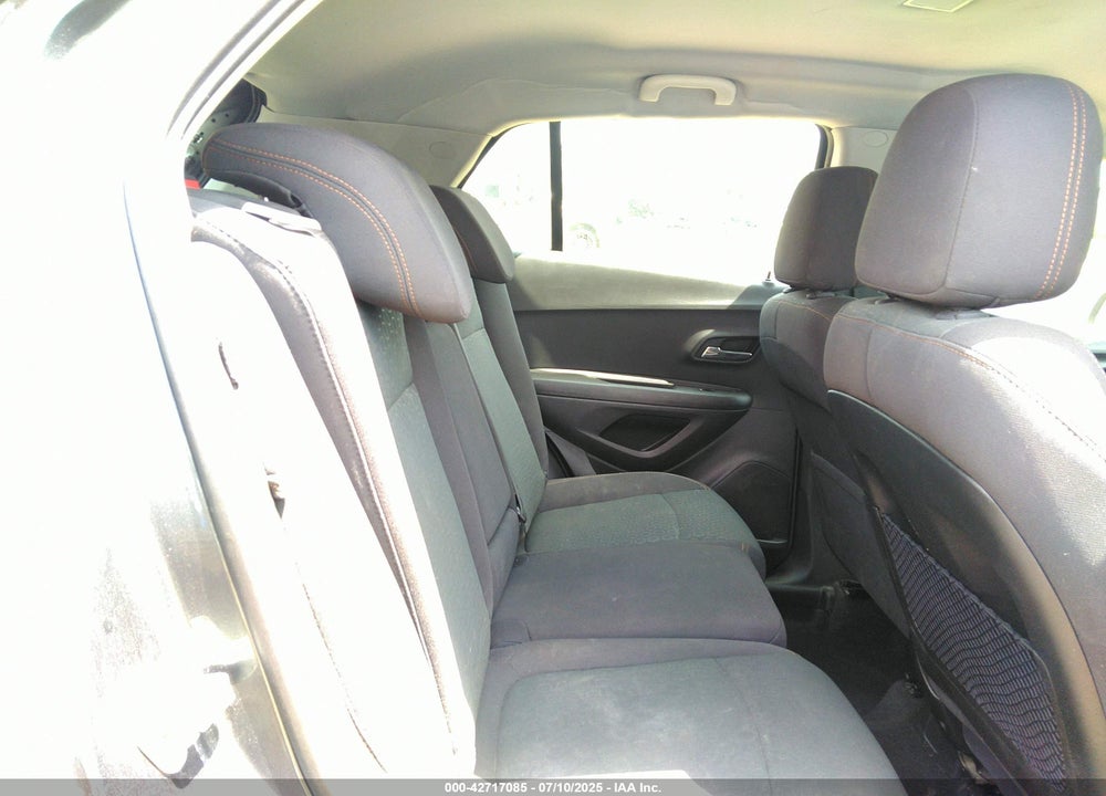 2020 CHEVROLET TRAX VIN: 3GNCJKSB8LL151994