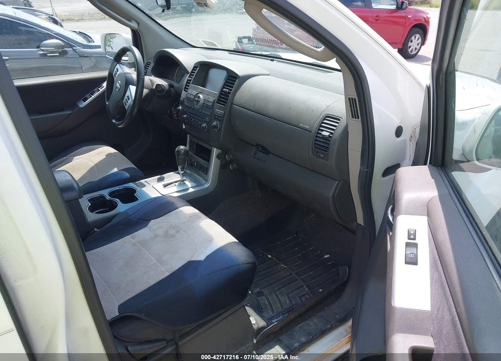 2009 NISSAN PATHFINDER SE VIN: 5N1AR18B29C612651