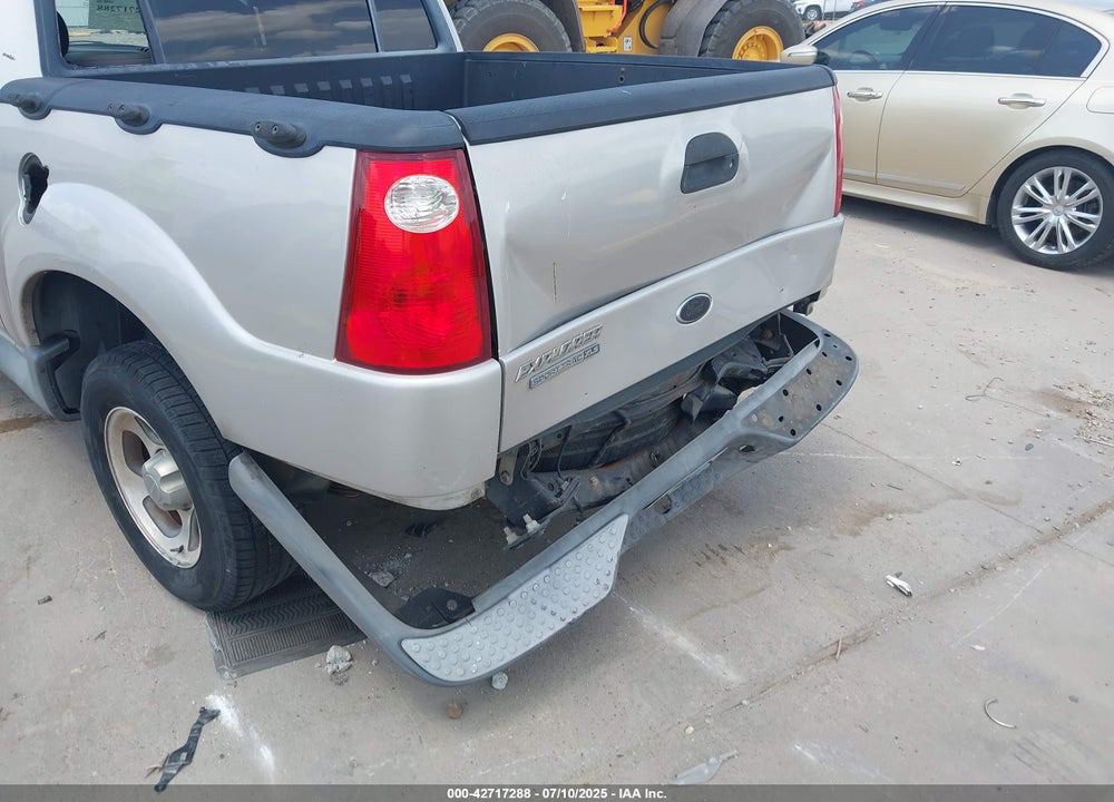 2004 FORD EXPLORER SPORT TRAC ADRENALIN/XLS/XLT VIN: 1FMZU67K54UB69527