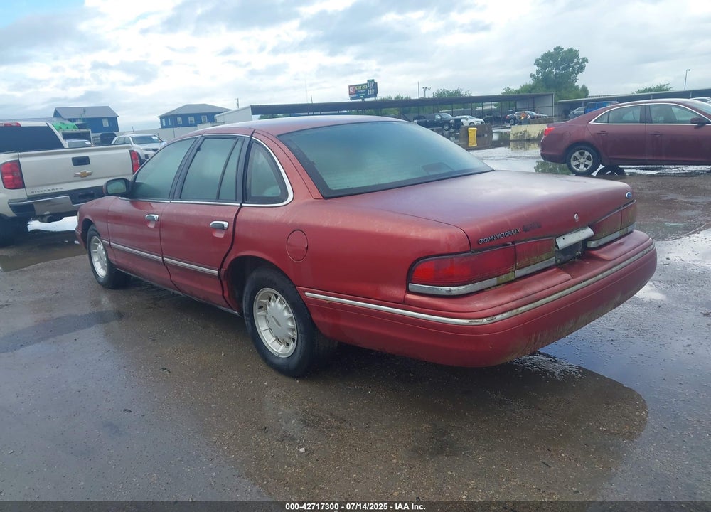 1996 FORD CROWN VICTORIA VIN: 2FALP74W1TX126363
