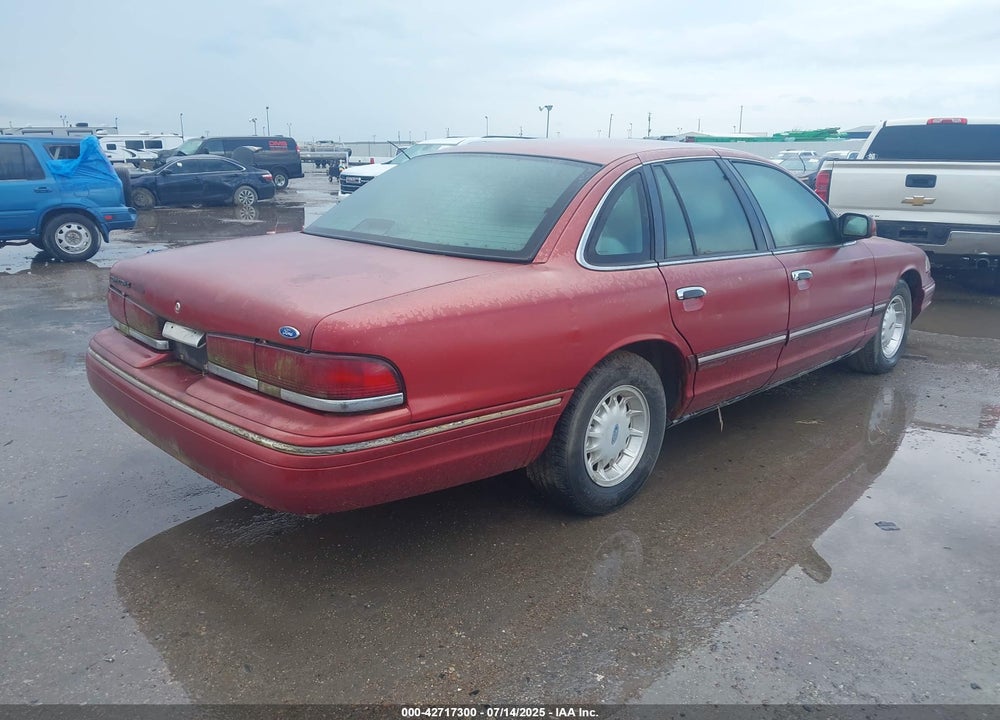 1996 FORD CROWN VICTORIA VIN: 2FALP74W1TX126363