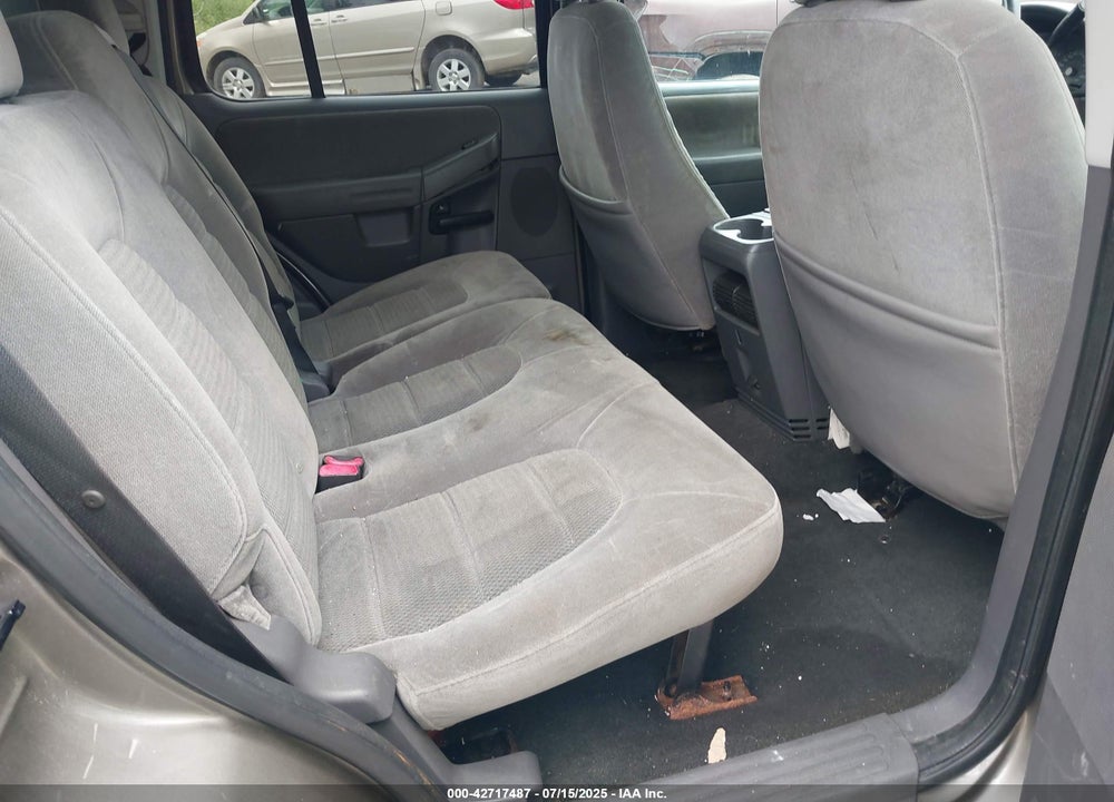2005 FORD EXPLORER VIN: 1FMZU73K05ZA64085