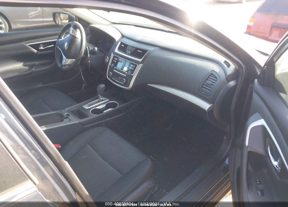 2017 NISSAN ALTIMA VIN: 1N4AL3AP4HC180074