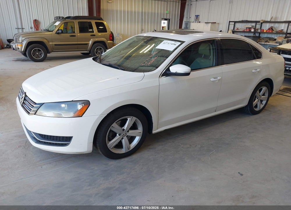 2013 VOLKSWAGEN PASSAT VIN: 1VWBP7A30DC025164