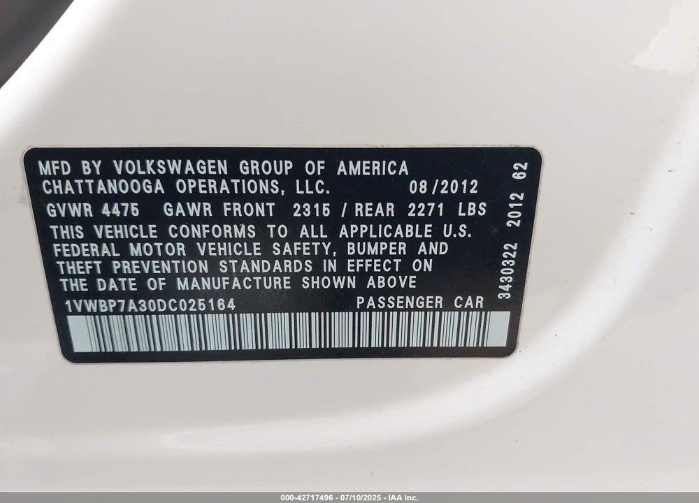 2013 VOLKSWAGEN PASSAT VIN: 1VWBP7A30DC025164