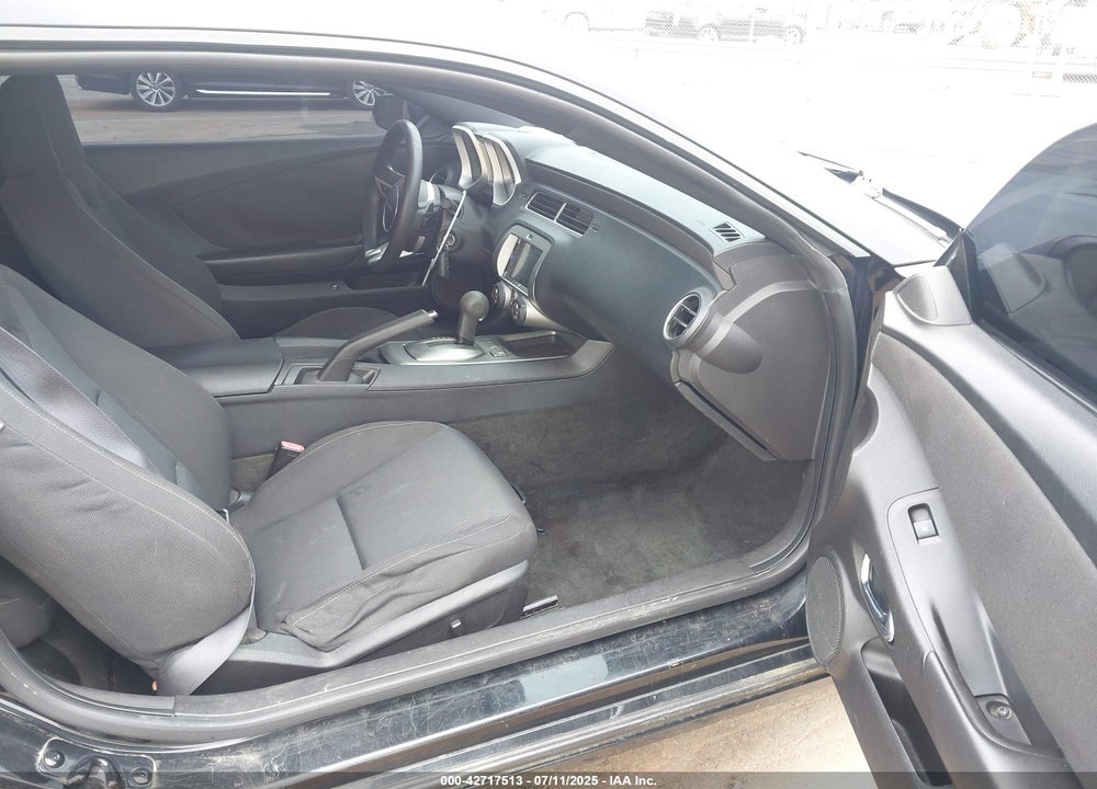 2011 CHEVROLET CAMARO VIN: 2G1FB1ED3B9128269