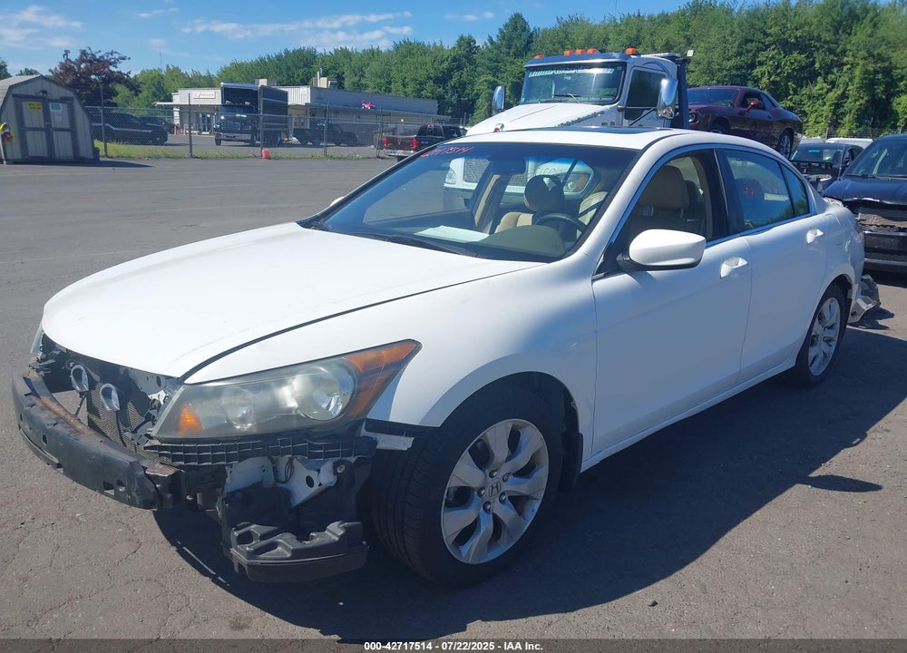 2010 HONDA ACCORD 2.4 EX-L VIN: 1HGCP2F88AA110924