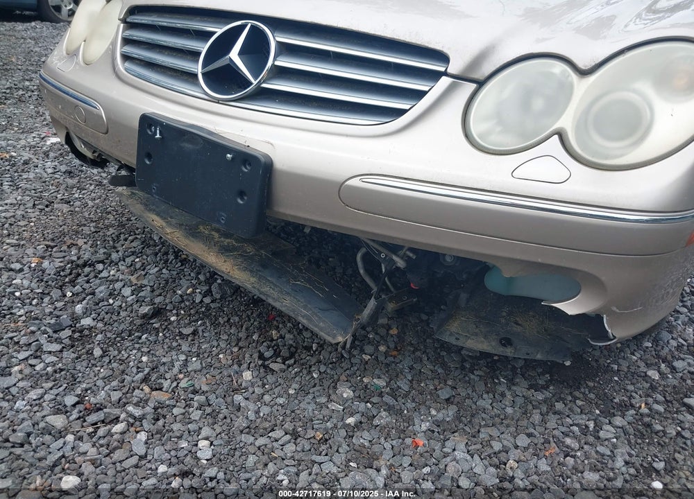 2004 MERCEDES-BENZ CLK 320 VIN: WDBTK65GX4T012529