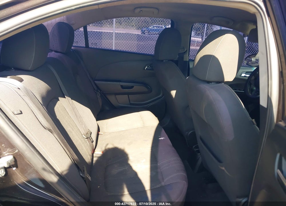 2016 CHEVROLET SONIC VIN: 1G1JC5SH3G4139644