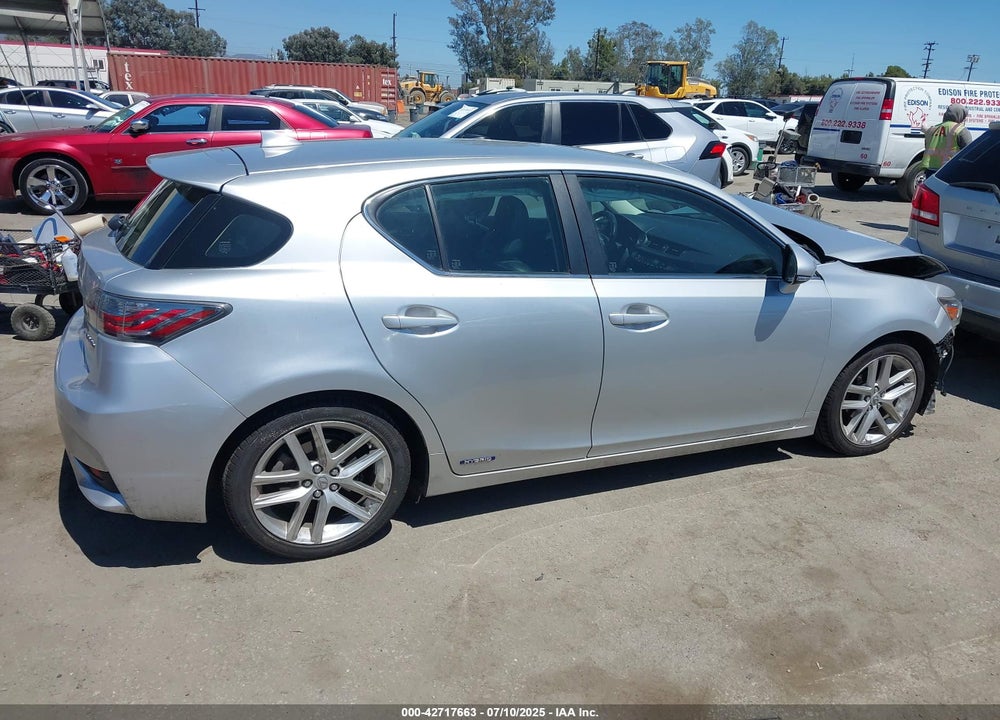2016 LEXUS CT200H VIN: JTHKD5BH4G2273355