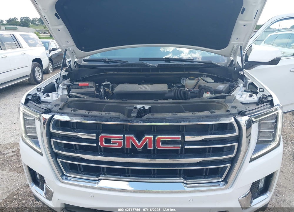 2021 GMC YUKON XL VIN: 1GKS2GKD0MR328648
