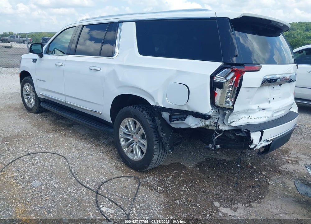 2021 GMC YUKON XL VIN: 1GKS2GKD0MR328648