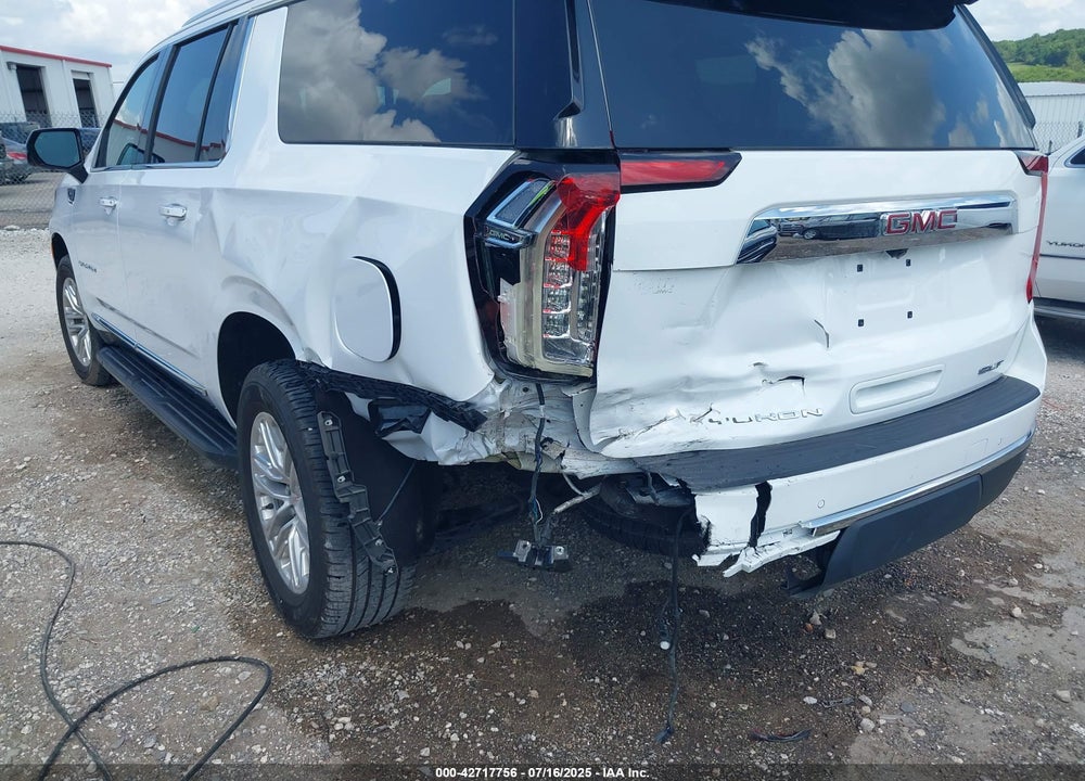 2021 GMC YUKON XL VIN: 1GKS2GKD0MR328648