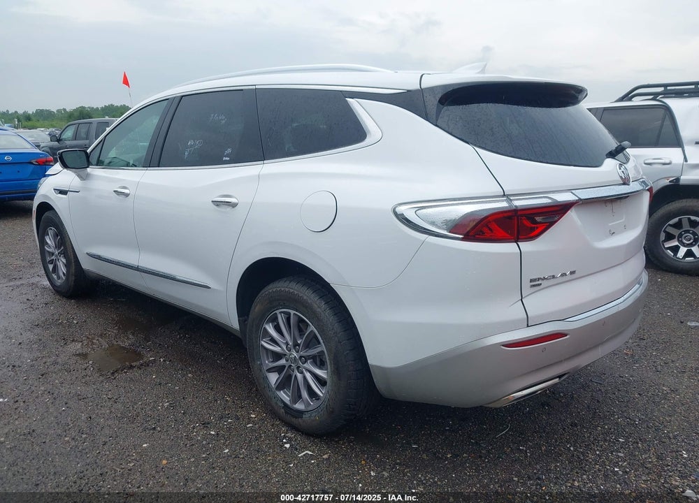 2024 BUICK ENCLAVE VIN: 5GAEVBKW5RJ128117