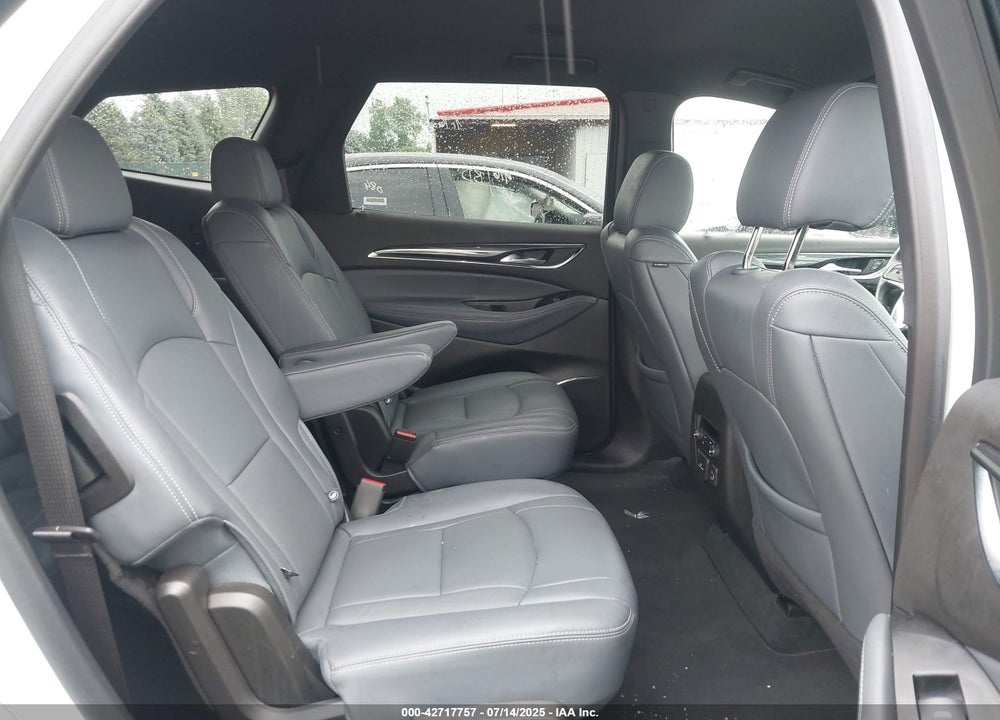 2024 BUICK ENCLAVE VIN: 5GAEVBKW5RJ128117