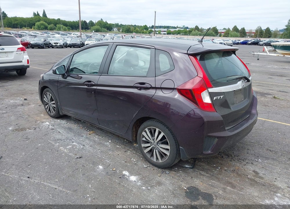 2015 HONDA FIT VIN: 3HGGK5H80FM776264