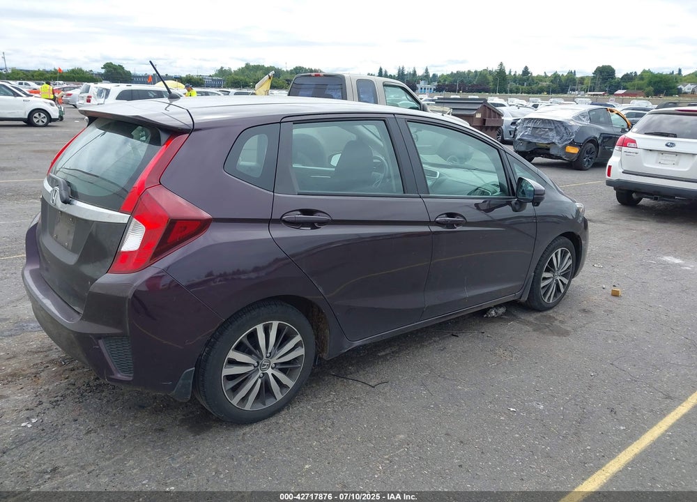 2015 HONDA FIT VIN: 3HGGK5H80FM776264