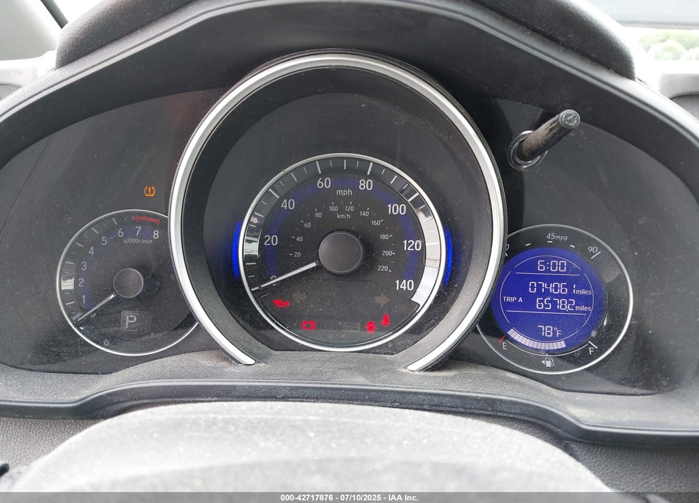 2015 HONDA FIT VIN: 3HGGK5H80FM776264