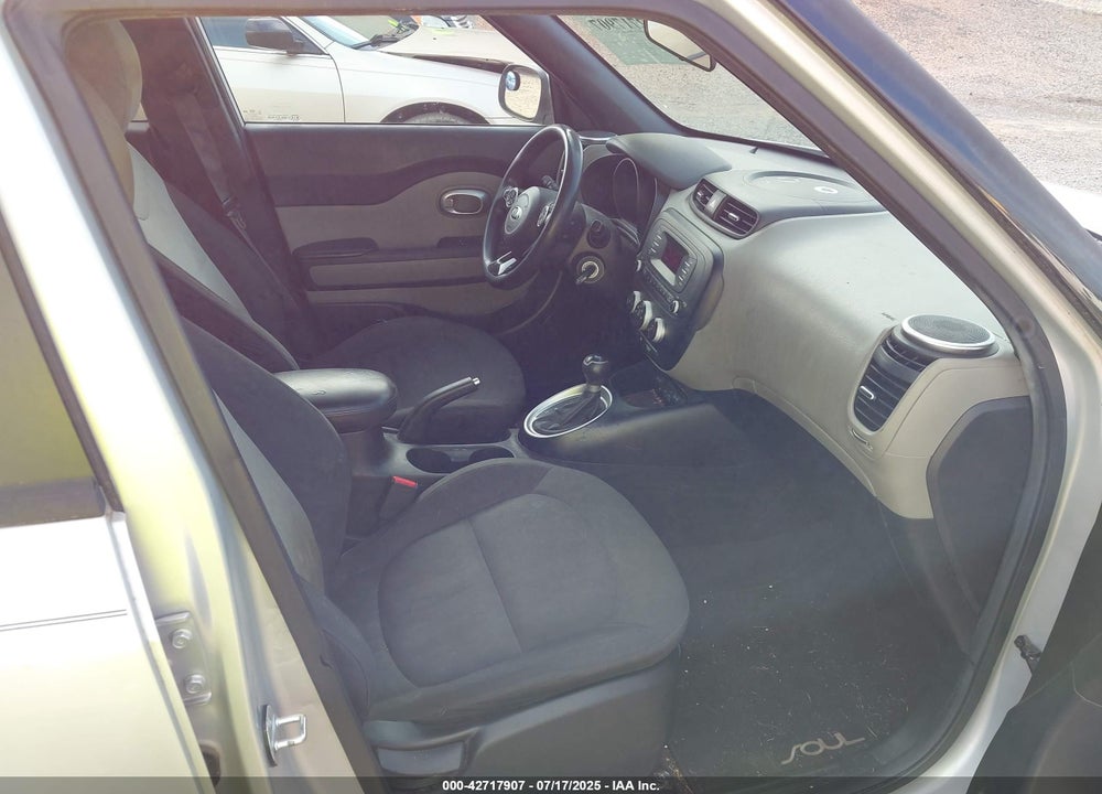 2014 KIA SOUL VIN: KNDJN2A25E7719633