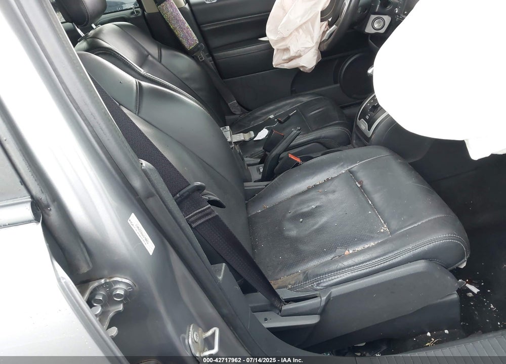 2017 JEEP COMPASS VIN: 1C4NJDEB0HD108823