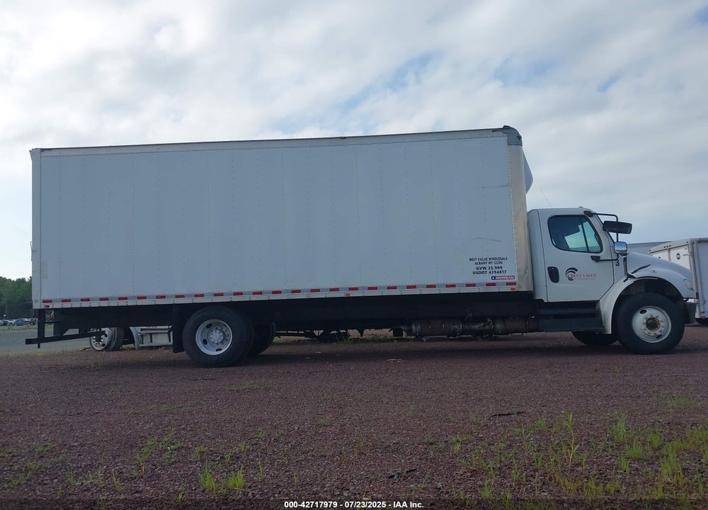 2017 FREIGHTLINER M2 106 VIN: 1FVACWDT2HHHV9059