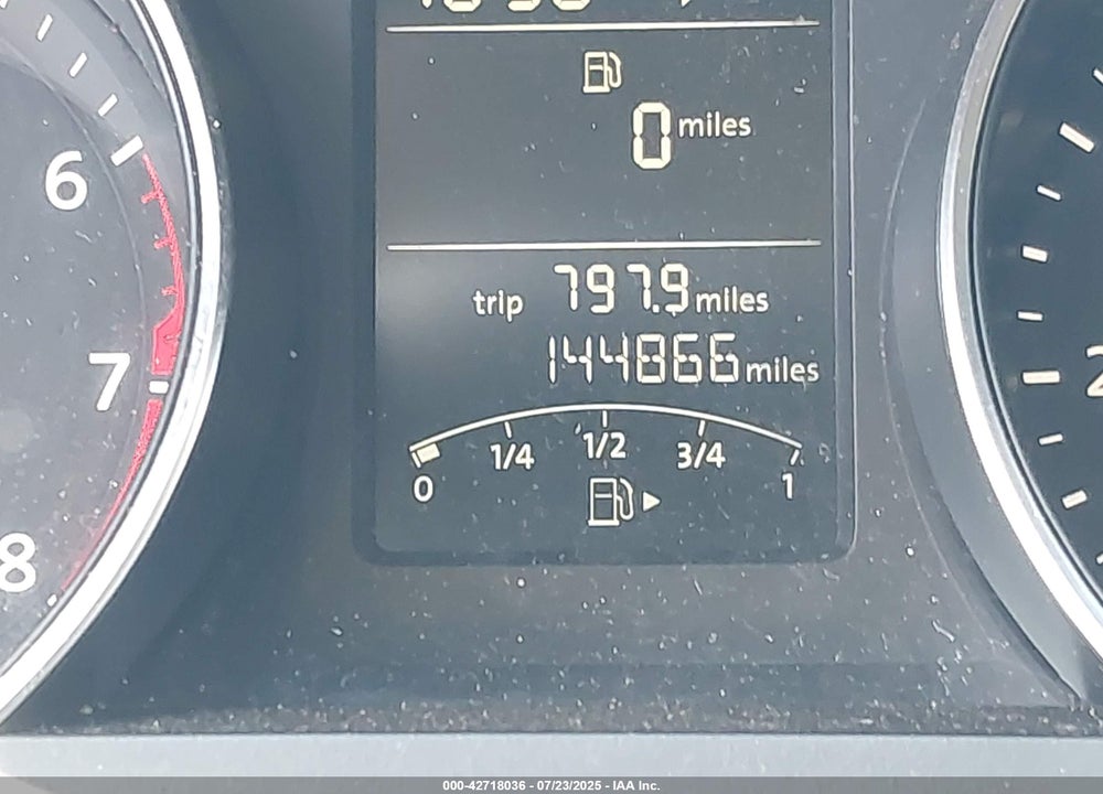 2016 VOLKSWAGEN JETTA VIN: 3VWD67AJ8GM250865