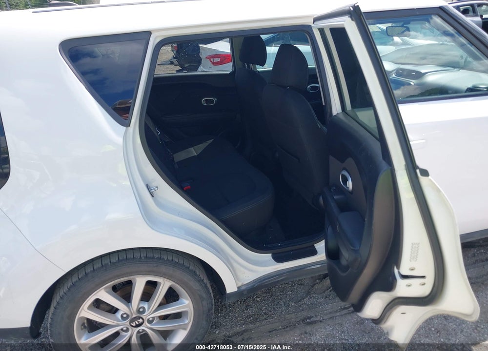 2018 KIA SOUL VIN: KNDJP3A58J7588069