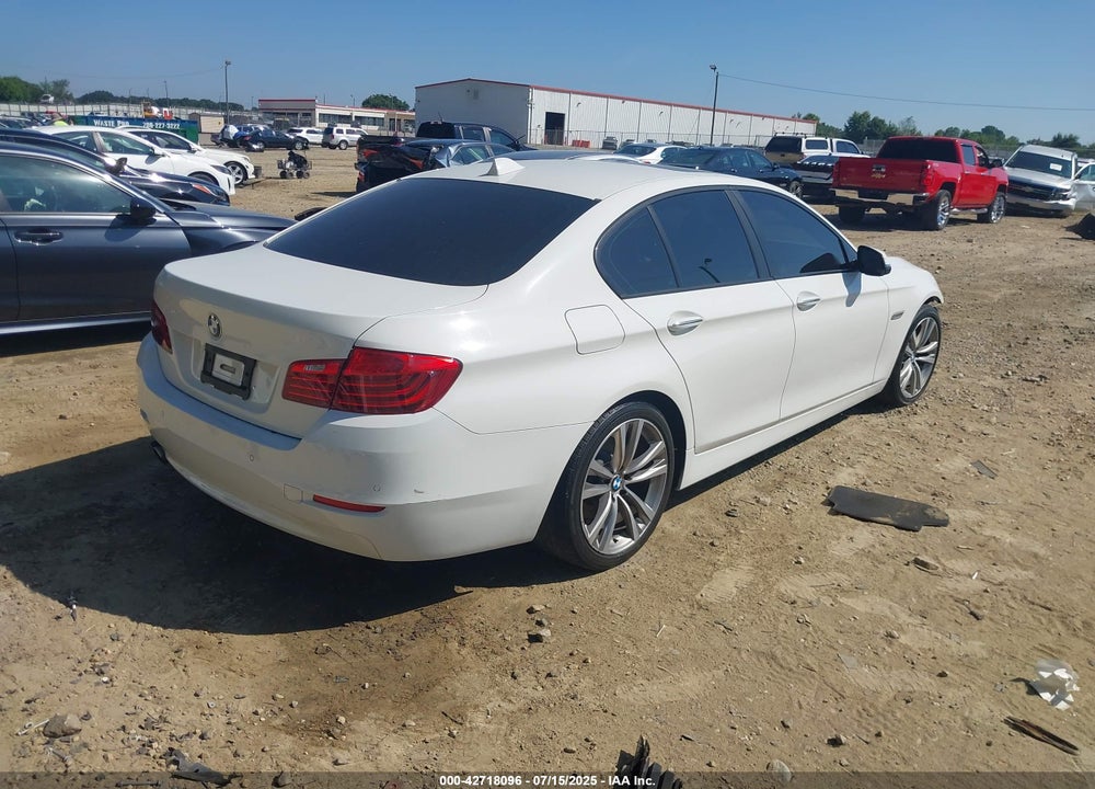 2016 BMW 5 SERIES VIN: WBA5A5C55GG354621