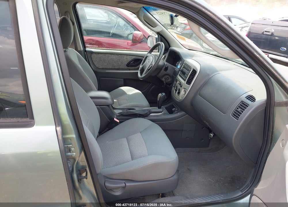 2007 FORD ESCAPE VIN: 1FMYU03Z97KA83598