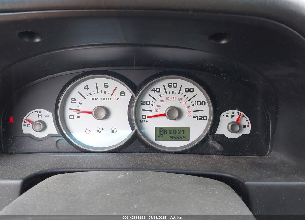 2007 FORD ESCAPE VIN: 1FMYU03Z97KA83598