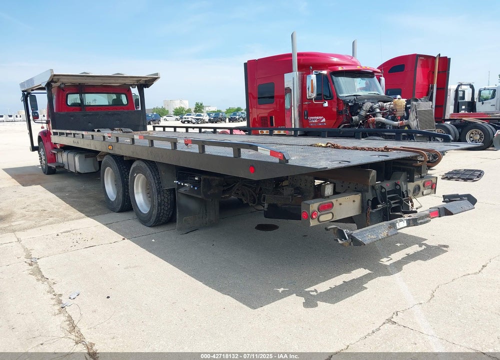 2007 FREIGHTLINER M2 106 MEDIUM DUTY VIN: 1FVHCYDC47HY32812