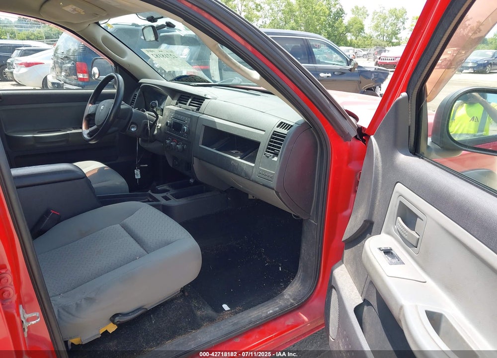 2008 DODGE DAKOTA VIN: 1D7HW38K78S519142