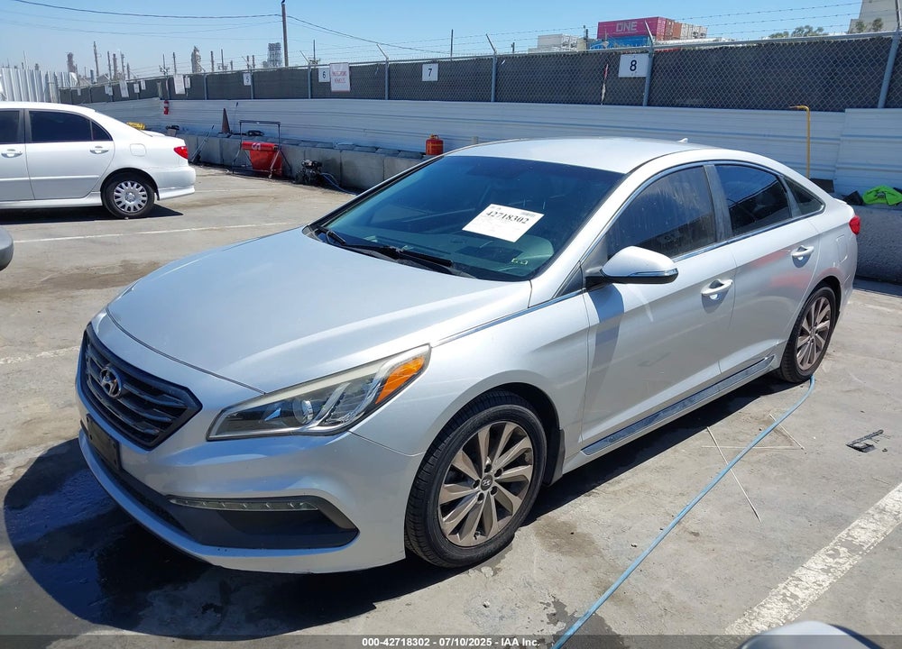 2015 HYUNDAI SONATA VIN: 5NPE34AF7FH228211