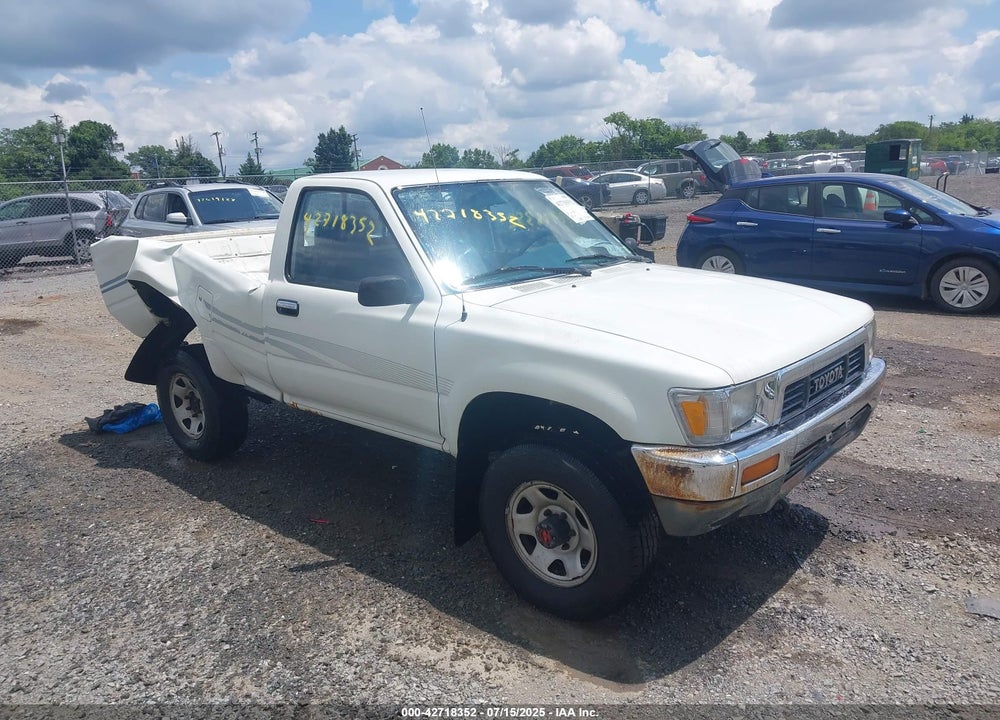 1991 TOYOTA PICKUP 1/2 TON SHT WHEELBASE DLX VIN: JT4RN01P7M7047320