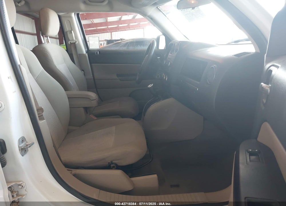 2011 JEEP PATRIOT VIN: 1J4NT1GA4BD171230