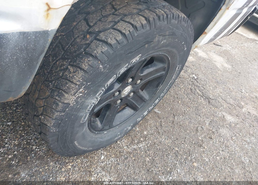 2005 DODGE DAKOTA ST VIN: 1D7HW28N05S225484