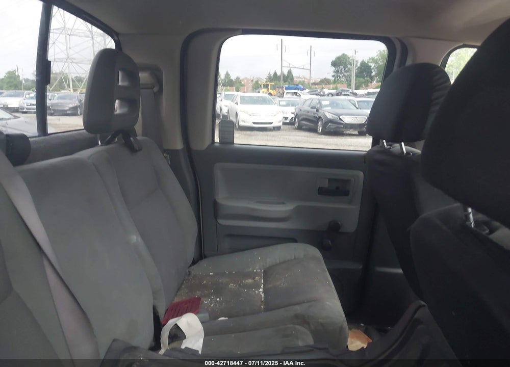 2005 DODGE DAKOTA ST VIN: 1D7HW28N05S225484