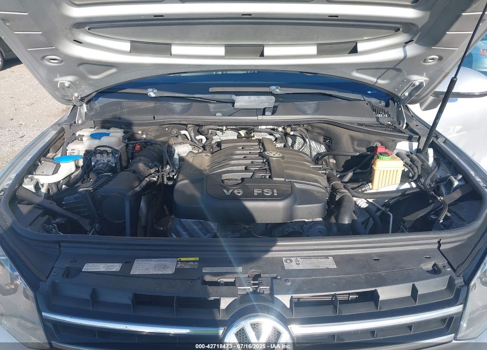 2013 VOLKSWAGEN TOUAREG VIN: WVGEF9BP3DD009496