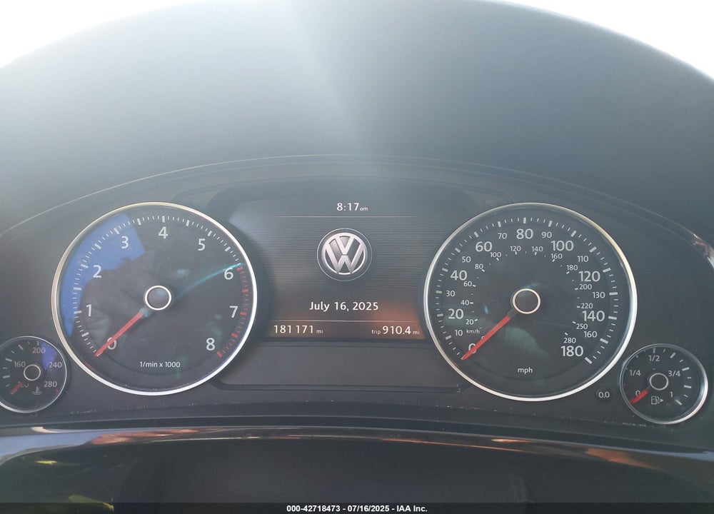 2013 VOLKSWAGEN TOUAREG VIN: WVGEF9BP3DD009496