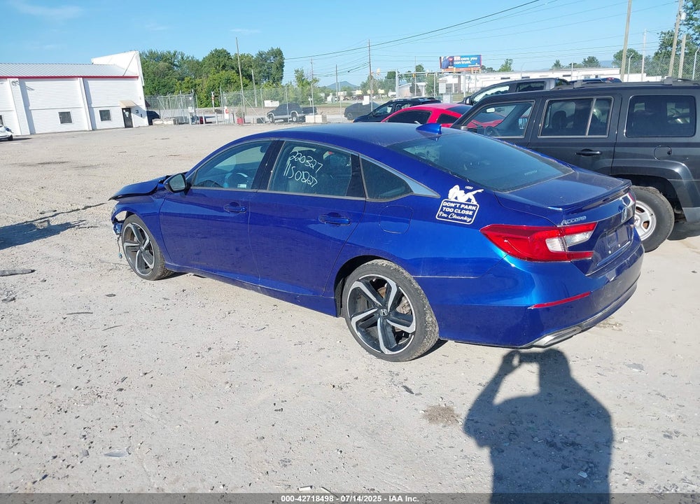 2018 HONDA ACCORD VIN: 1HGCV1F38JA220327
