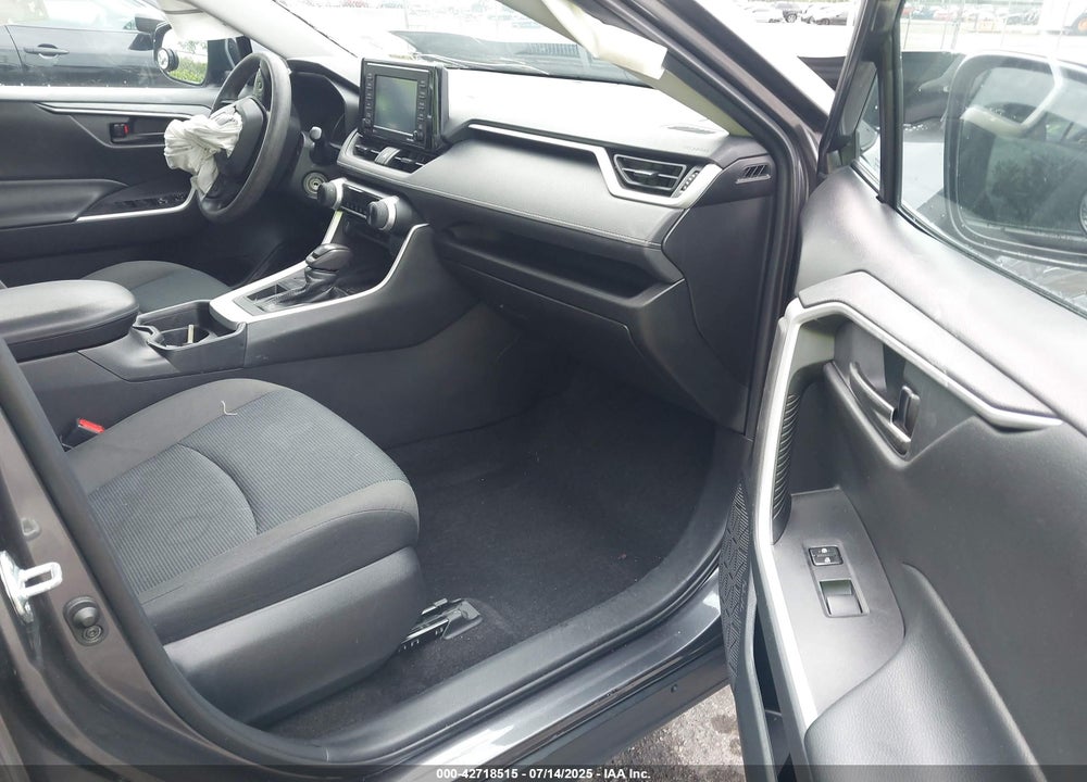 2021 TOYOTA RAV4 LE VIN: 2T3H1RFV1MC165470