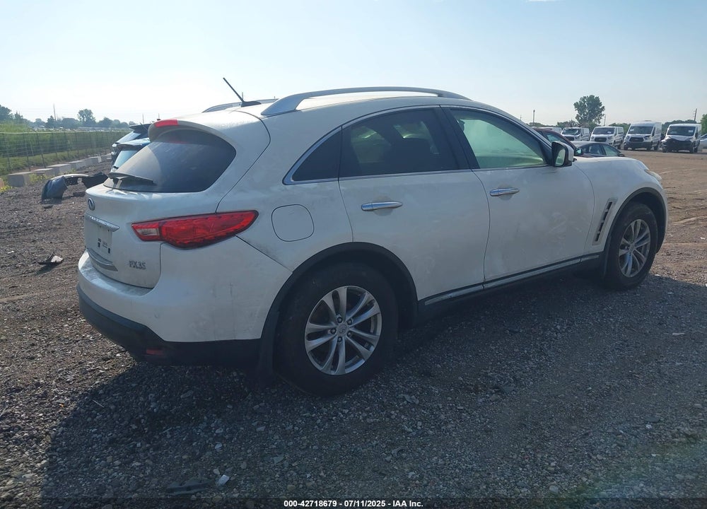 2011 INFINITI FX35 VIN: JN8AS1MW9BM732260