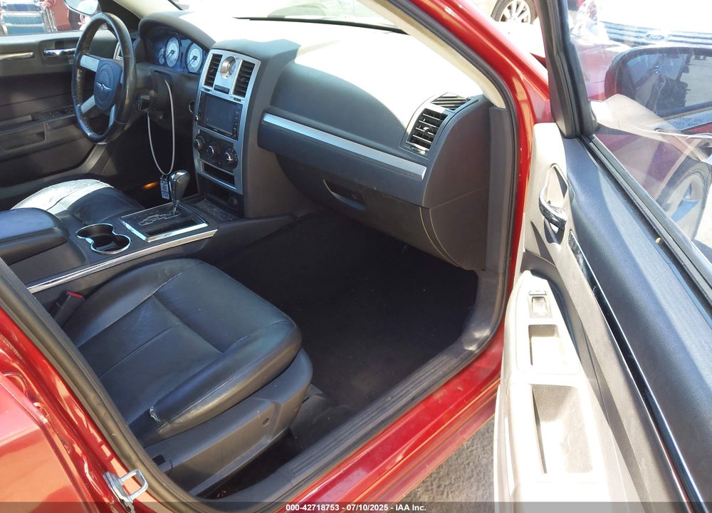 2008 CHRYSLER 300 VIN: 2C3KA53G78H303963