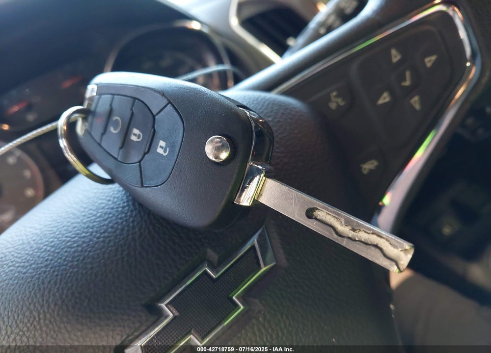 2019 CHEVROLET CRUZE LT VIN: 3G1BE6SM6KS608221